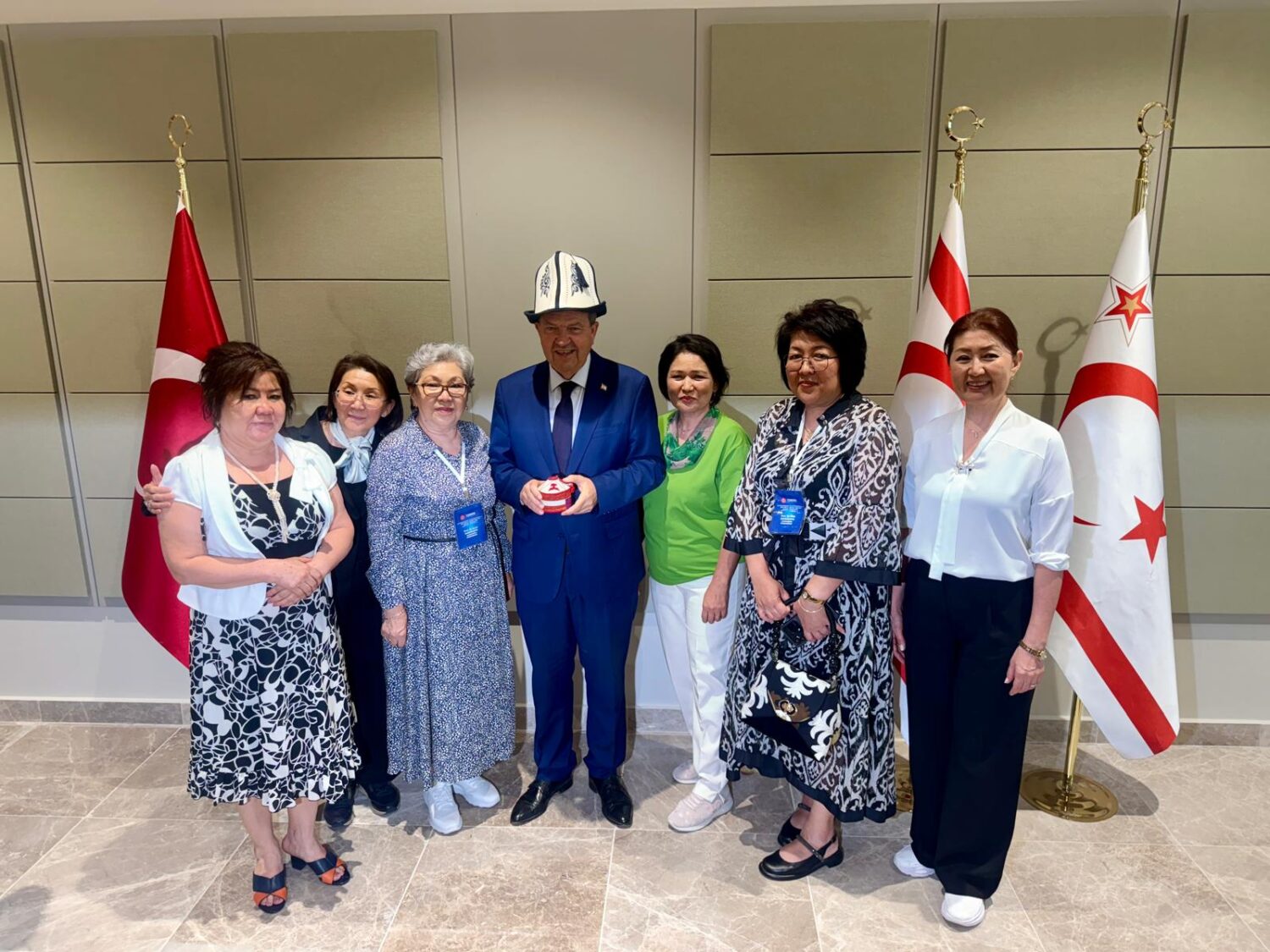 «Түрк дүйнөсүнүн аял парламентарийлеринин» саммити