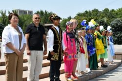 ЫСЫК-КӨЛ ДОСТОРДУ ЧОГУЛТТУ