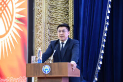 Эдиль Байсалов Билим берүү, илим жана инновациялар министринин жаңы орун басарларын тааныштырды