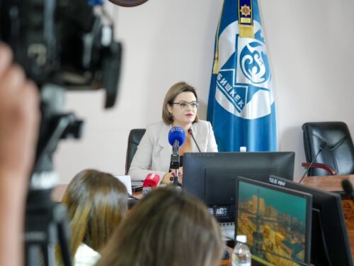 ШКОЛЫ БИШКЕКА ГОТОВЯТСЯ К НОВОМУ УЧЕБНОМУ ГОДУ В РАМКАХ ПЕРЕХОДА НА 12-ЛЕТНЕЕ ШКОЛЬНОЕ ОБРАЗОВАНИЕ