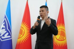 Сингапурлук тренерлерден сабак