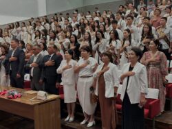 Талас: ЖРТдан жогорку балл алган окуучулар менен алардын мугалимдери сыйланды