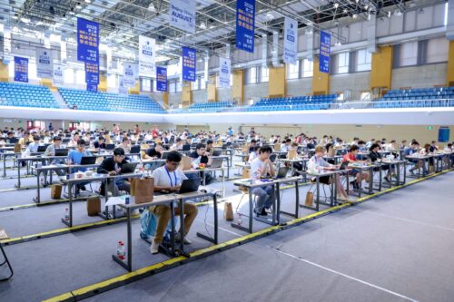 IOAI-2025: КЫРГЫЗСТАНДЫК ОКУУЧУ КОЛО МЕДАЛЬ ЖЕҢИП АЛДЫ