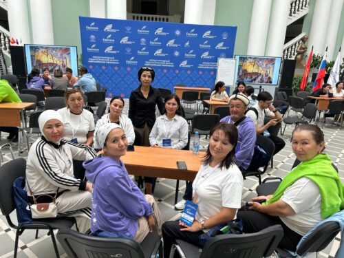 «ЕВРАЗИЯЛЫК ӨЗГӨРҮҮ» – МУГАЛИМДЕР ҮЧҮН ЖАҢЫ ДЕМ, ЖАҢЫ МҮМКҮНЧҮЛҮК