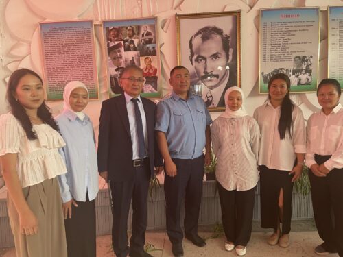 МОЛОДЫМ СПЕЦИАЛИСТАМ ПРЕДОСТАВИЛИ РАБОТУ И ЖИЛЬЁ