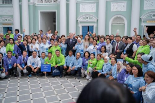 «ЕВРАЗИЯЛЫК ӨЗГӨРҮҮ» – МУГАЛИМДЕР ҮЧҮН ЖАҢЫ ДЕМ, ЖАҢЫ МҮМКҮНЧҮЛҮК