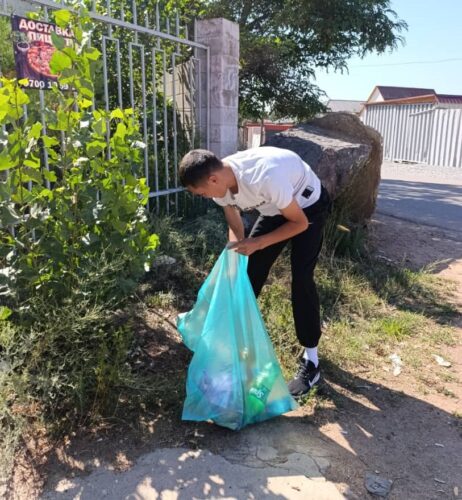 БЫЙЫЛ «САНАТТА»  ҮЧ ЖАРЫМ МИҢГЕ ЖАКЫН МУГАЛИМ ЭС АЛДЫ