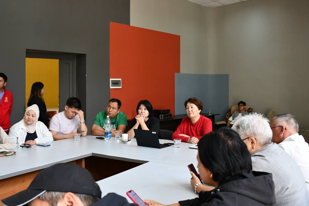 ЖАСАЛМА ИНТЕЛЛЕКТ ЖАНА БИЛИМ БЕРҮҮНҮ БАШКАРУУ