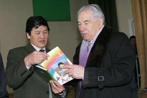 12 ЖЫЛДЫК БИЛИМ БЕРҮҮНҮН ПАЙДУБАЛЫ БАЛА БАКЧАДАН БАШТАЛАТ