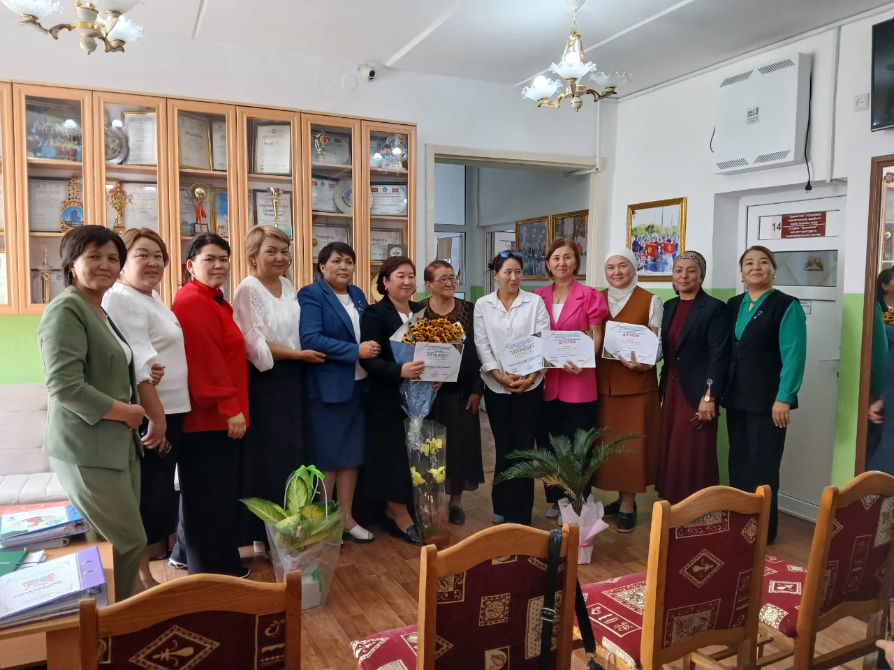 БАШ БАЙГЕНИН ЖЕҢҮҮЧҮСҮ  НУРЗАТ БЕКБАЕВА 