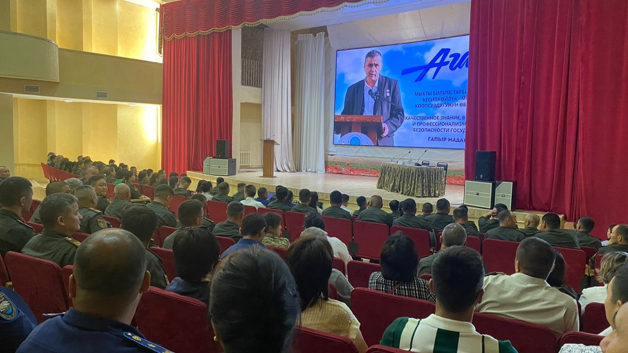 Аскер лицейинде «Акыл эмгегинин маданияты» сабагы болду