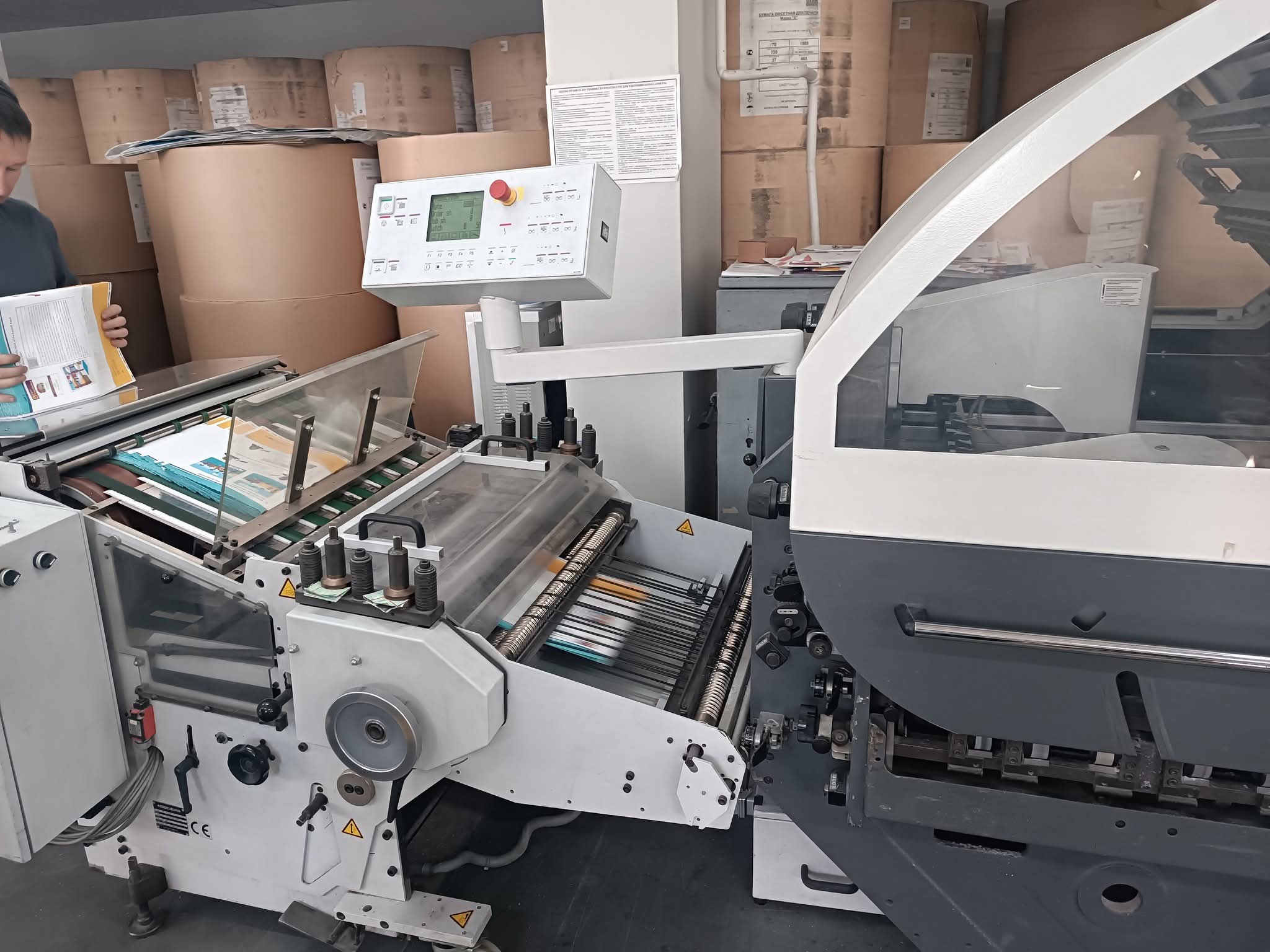 ЖАҢЫ ОКУУ КИТЕПТЕРИ: КУРУЛАЙ СЫНДАН ДАРЕКТҮҮ СУНУШ ӨЙДӨ