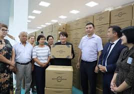 ДЕМӨӨРЧҮЛӨР КОЛДОГОН  МЕКТЕП ӨНҮГҮҮ ЖОЛУНДА