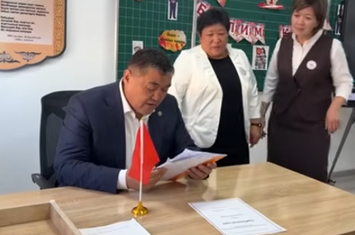 "ДҮЙНӨ БАСКАН ЖОЛ". ЗАМАНБАП ЖАҢЫЛАНУУ ЖАНА ЖАҢЫ МЕКТЕПТЕР