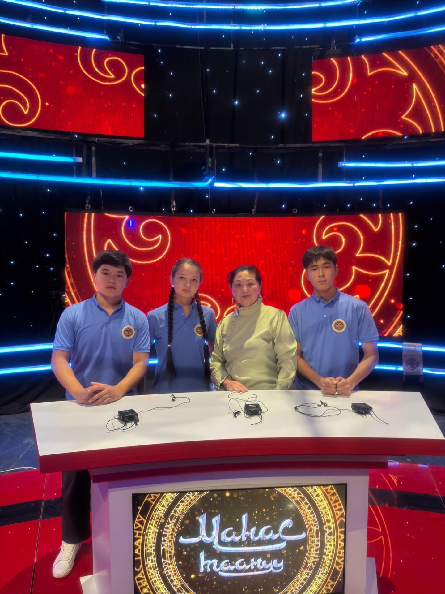 “МАНАС ТААНУУ” ИНТЕЛЛЕКТУАЛДЫК ТЕЛЕТАЙМАШТА БАШ БАЙГЕ ТАЛАСКА КЕТТИ