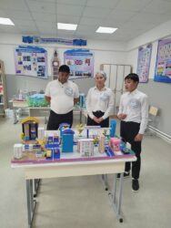 АТАМ, АПАМ ЖАНА МЕН — ТЕХНИКАЛЫК ҮЙ-БҮЛӨ