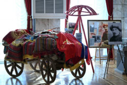 МинКаб Төрагасы Кыргыз мамлекеттик университетинин жамаатын 80 жылдык мааракеси менен куттуктады