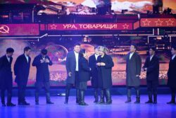 МинКаб Төрагасы Кыргыз мамлекеттик университетинин жамаатын 80 жылдык мааракеси менен куттуктады