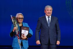 МинКаб Төрагасы Кыргыз мамлекеттик университетинин жамаатын 80 жылдык мааракеси менен куттуктады