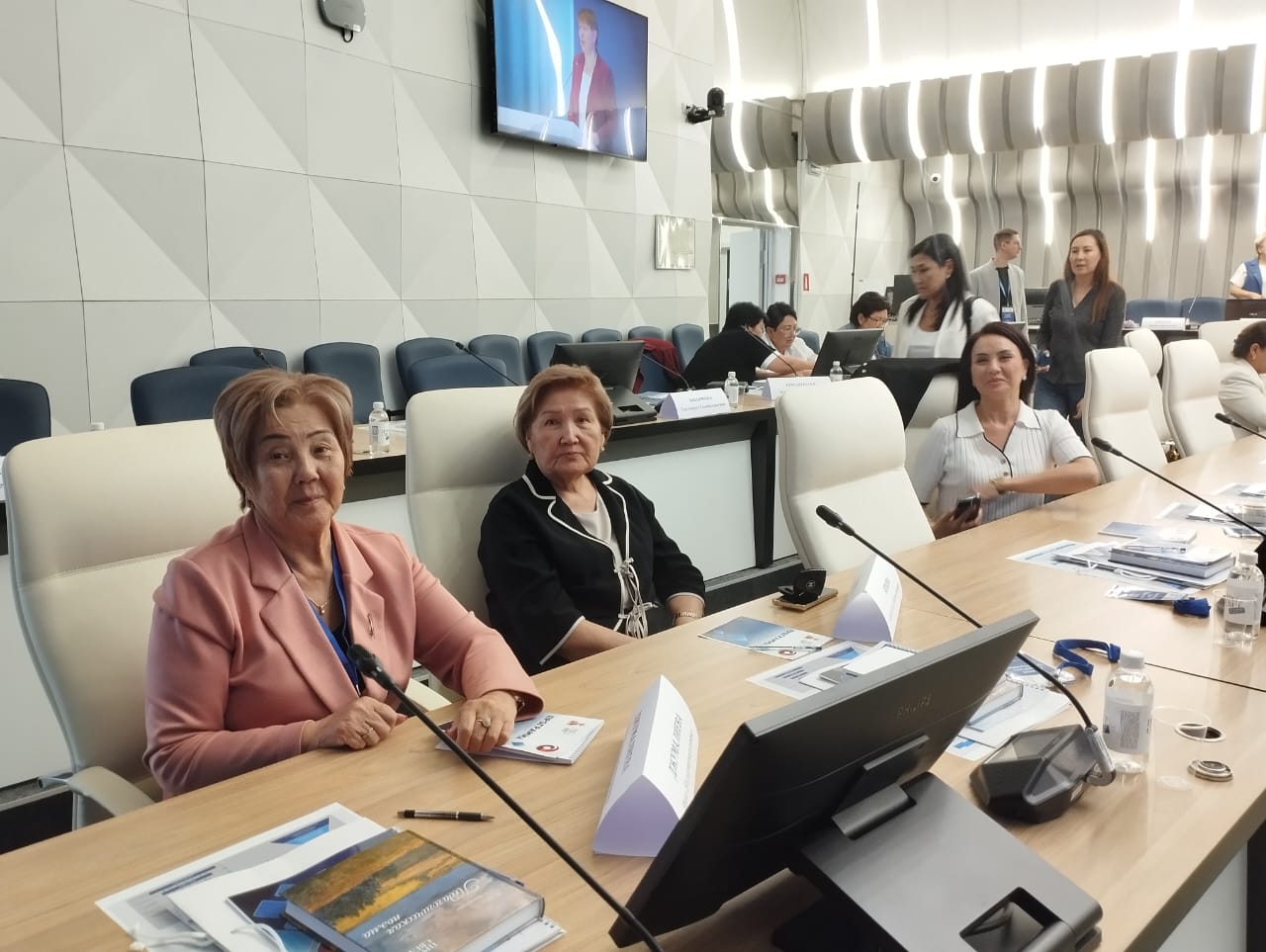 УЛУТТУК ЖАҢЫ МОДЕЛЬ: МЕКТЕПТИ ЖАҢЫЧА БАШКАРУУ - ЗАМАН ТАЛАБЫ