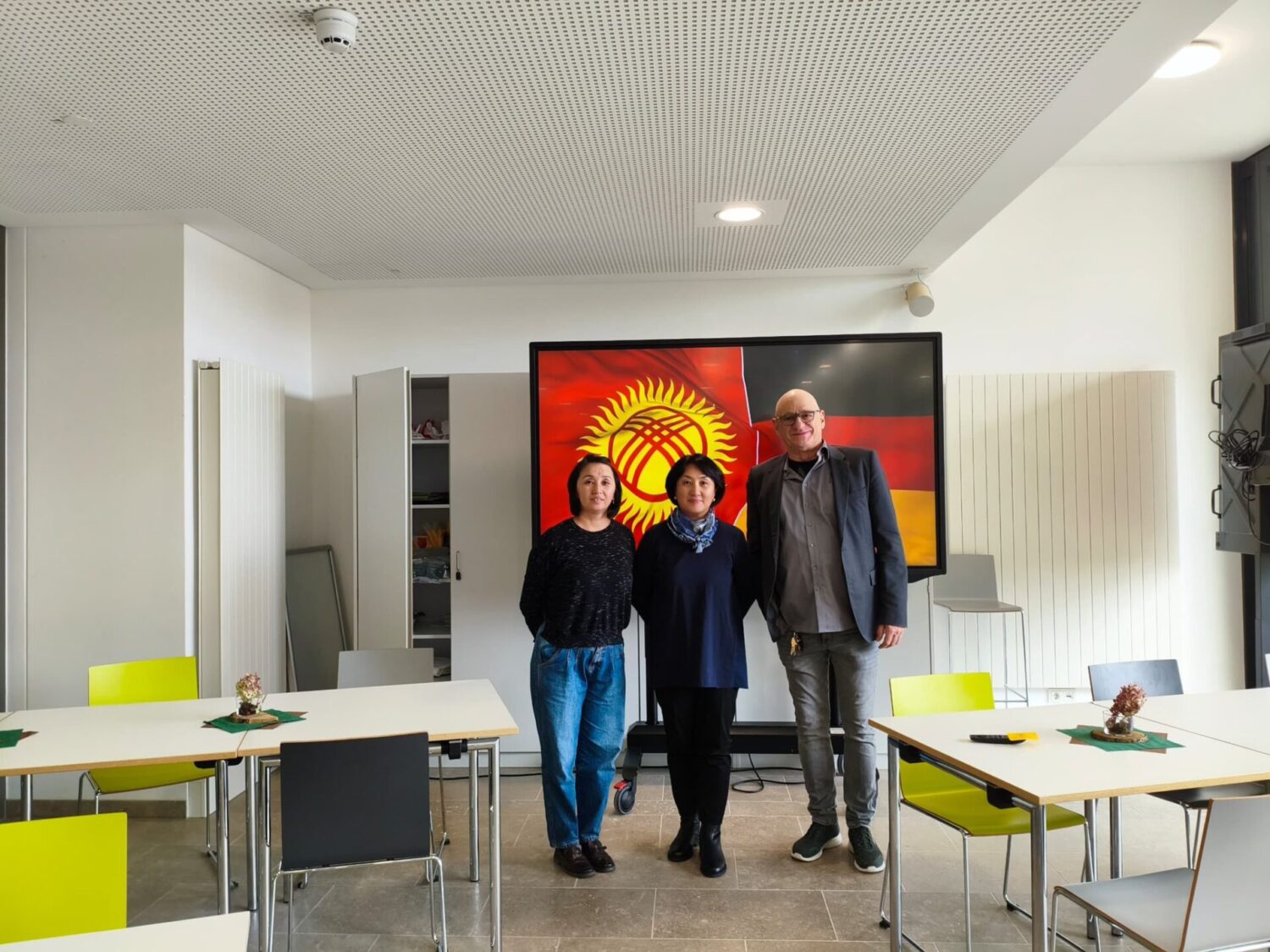 Бишкек-Мюнхен: №5 кесиптик лицей менен Нойзес мектебинин кызматташтыгы