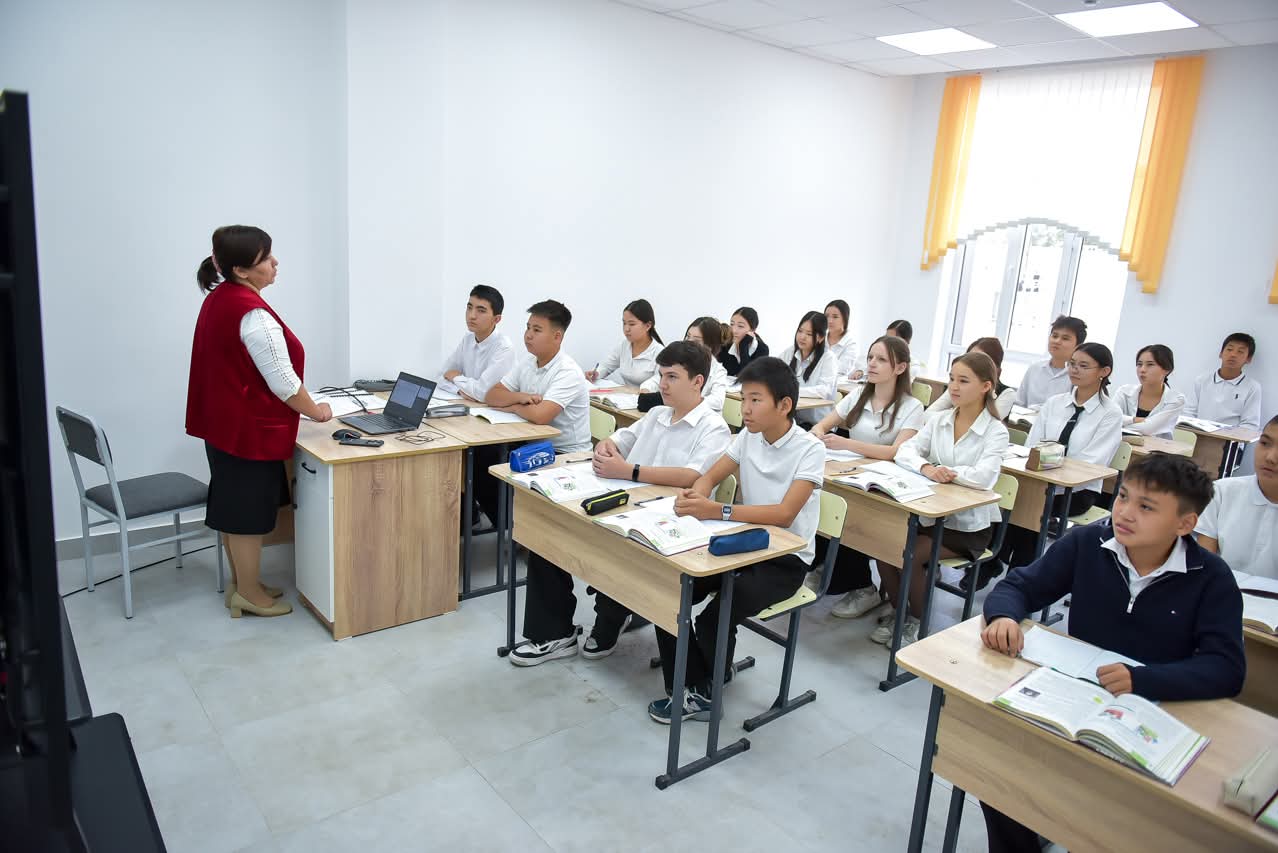 В Бишкеке в жилом комплексе «Мурас» открылись временные классы для школьников