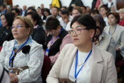 КМУда мектеп директорлорунун III форуму өтүүдө