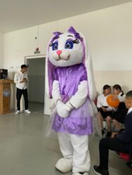 Мугалимдер күнүнө арналган алгачкы майрамдык кече