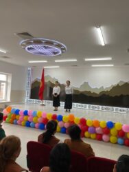 Мугалимдер күнүнө арналган алгачкы майрамдык кече