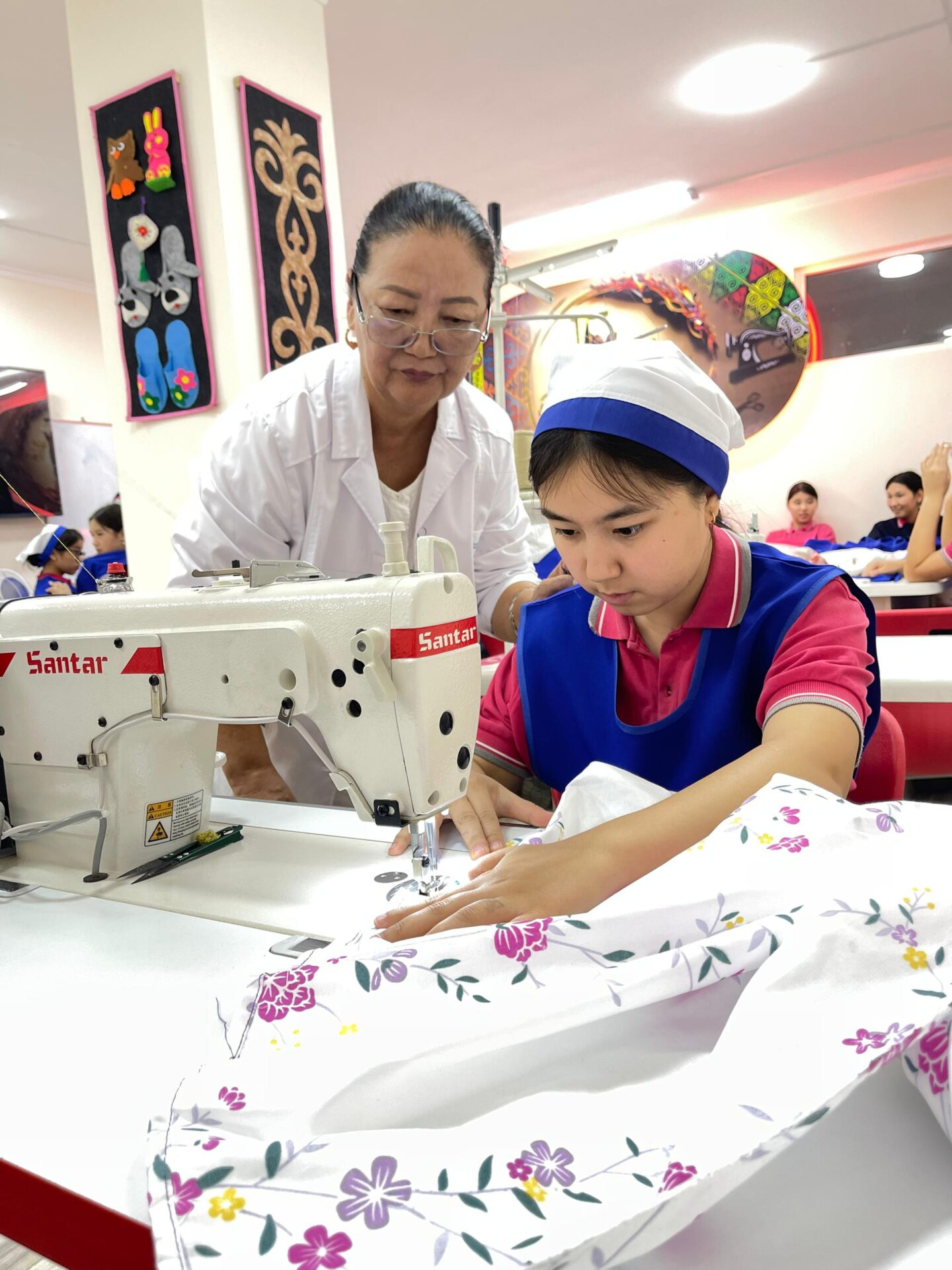 Ашпозчу, тигүүчү, ритмика: "Сапат" мектептеринде кесипке даярдоо