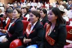 Ош облусунда мугалимдер күнү белгиленди