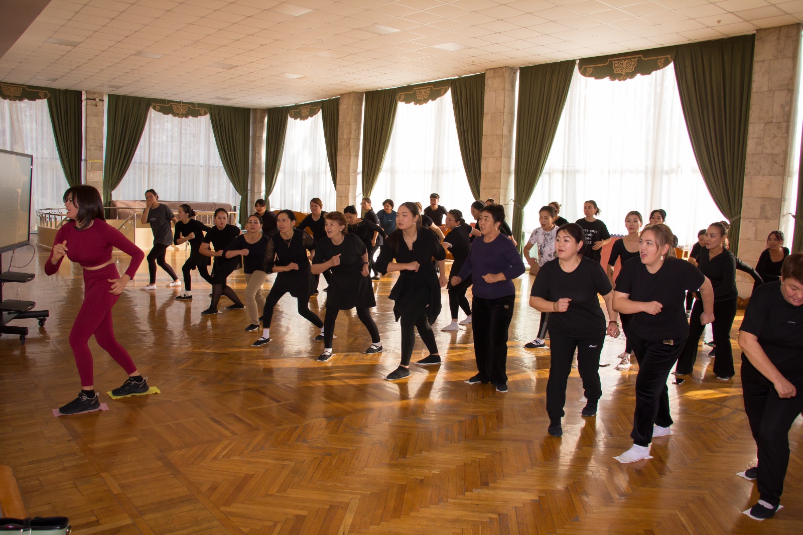 ХОРЕОГРАФИЯ: КЕСИПТИК ЧЕБЕРЧИЛИКТИ ӨНҮКТҮРГӨН ОН КҮН