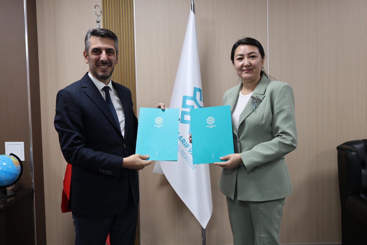 САПАТТУУ БИЛИМ РЕСУРСТАРЫНА КЕҢИРИ ЖОЛ АЧКАН АЛГАЧКЫ ТАЖРЫЙБА