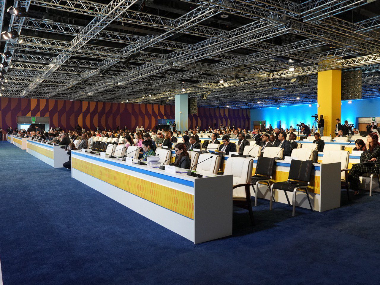 Догдуркүл КЕНДИРБАЕВА: “БИЛИМ БЕРҮҮГӨ ИНВЕСТИЦИЯ – БУЛ ТЫНЧТЫККА, ТУРУКТУУ КООМГО ЖАНА АҢ-СЕЗИМДҮҮ ЖАРАНДАРГА САЛЫМ”