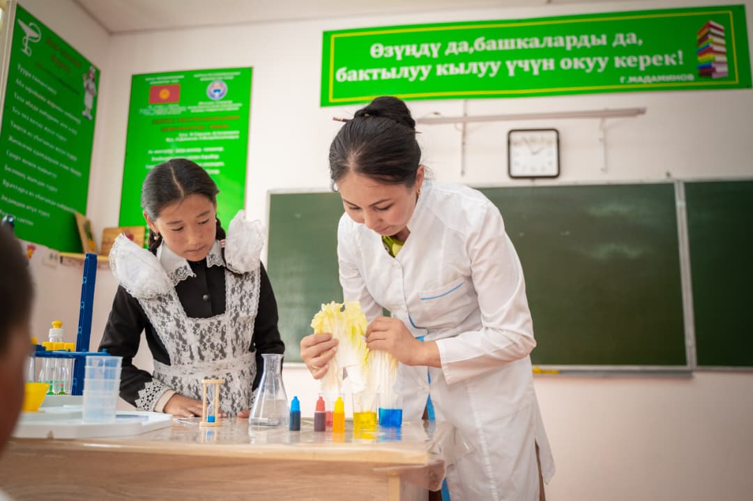 КЕЛЕЧЕКТИН ЭКО-ЛИДЕРЛЕРИ: НАРЫНДЫК МУГАЛИМДИН ЭЛ АРАЛЫК ИЙГИЛИГИ