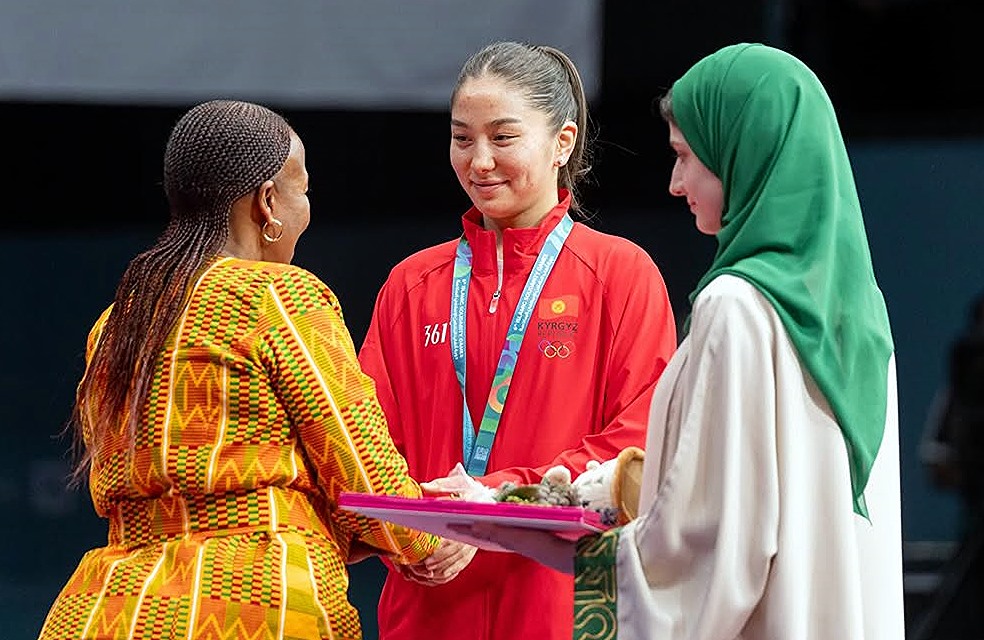 ИСЛАМ ШЕРИКТЕШТИГИ ОЮНДАРЫ: МЭЭРИМ, АЙПЕРИ, АБДУМАЛИК ЖАНА АКЖОЛДУН АЛТЫНЫ