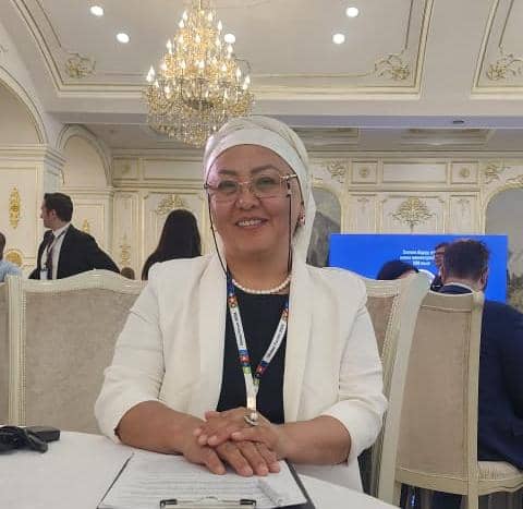 МЕКТЕПТЕР-2030: КӨӨДӨНҮ БОШ ОКУУЧУНУН ТИЛИН ТАПКАН МУГАЛИМ