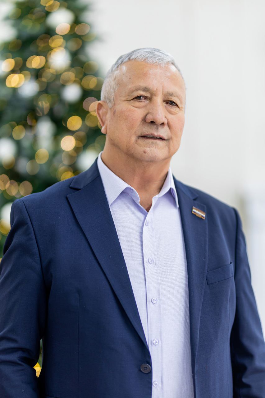 МЭЭРИМ, АЙПЕРИНИН БИРИНЧИ УСТАТЫ ДҮЙШӨН ЖУМАНАЗАРОВ 70 ЖАШТА