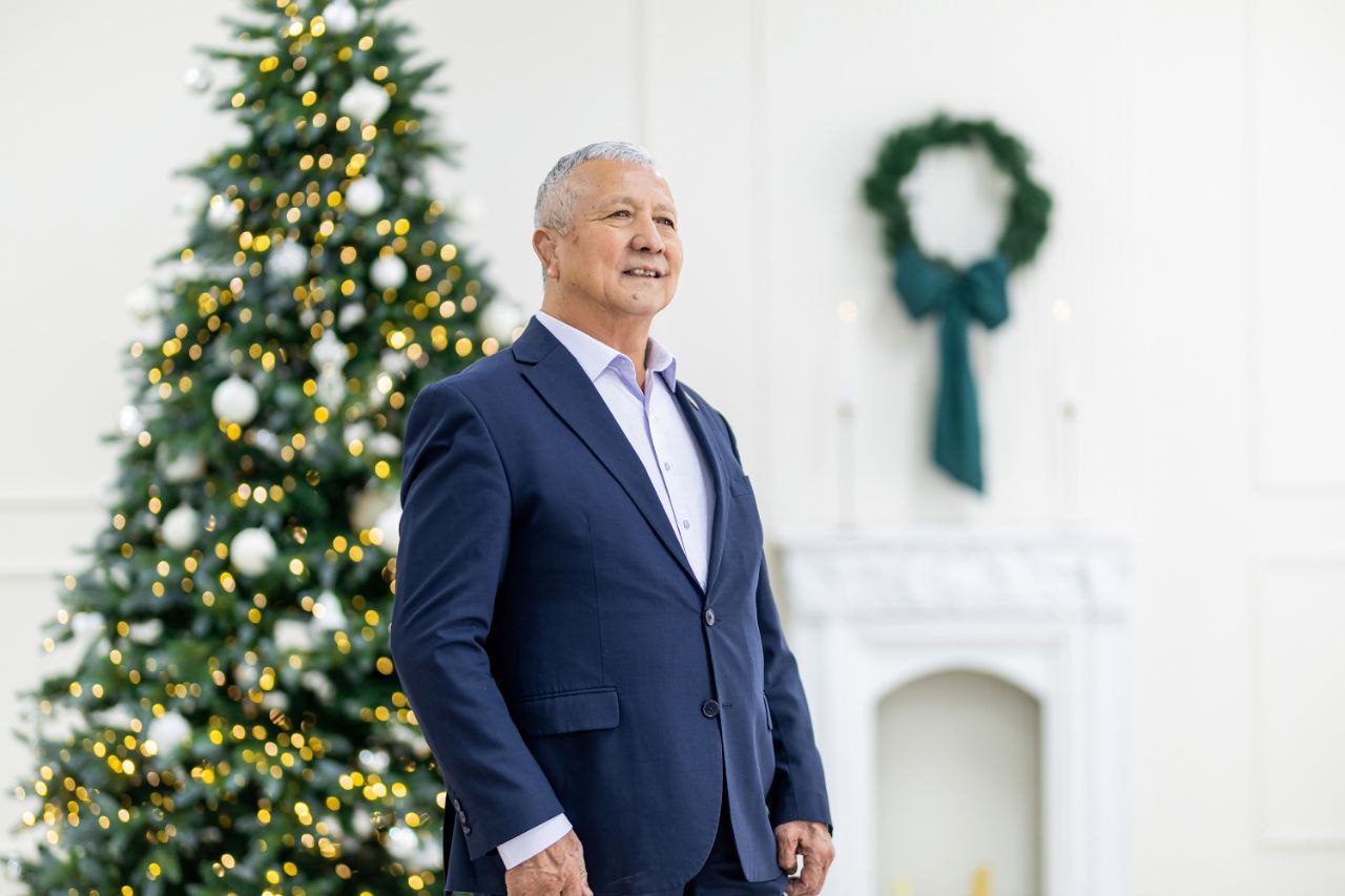 МЭЭРИМ, АЙПЕРИНИН БИРИНЧИ УСТАТЫ ДҮЙШӨН ЖУМАНАЗАРОВ 70 ЖАШТА