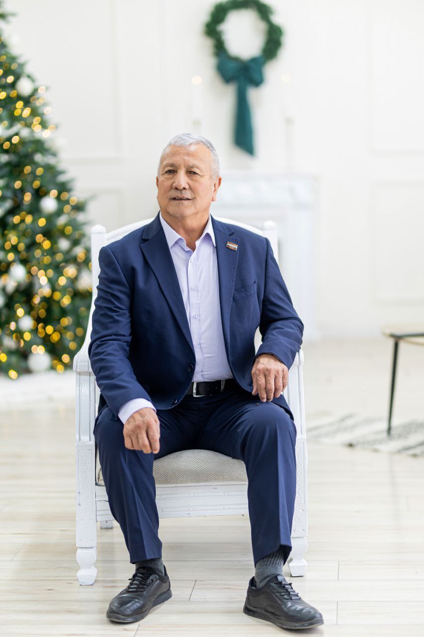 МЭЭРИМ, АЙПЕРИНИН БИРИНЧИ УСТАТЫ ДҮЙШӨН ЖУМАНАЗАРОВ 70 ЖАШТА