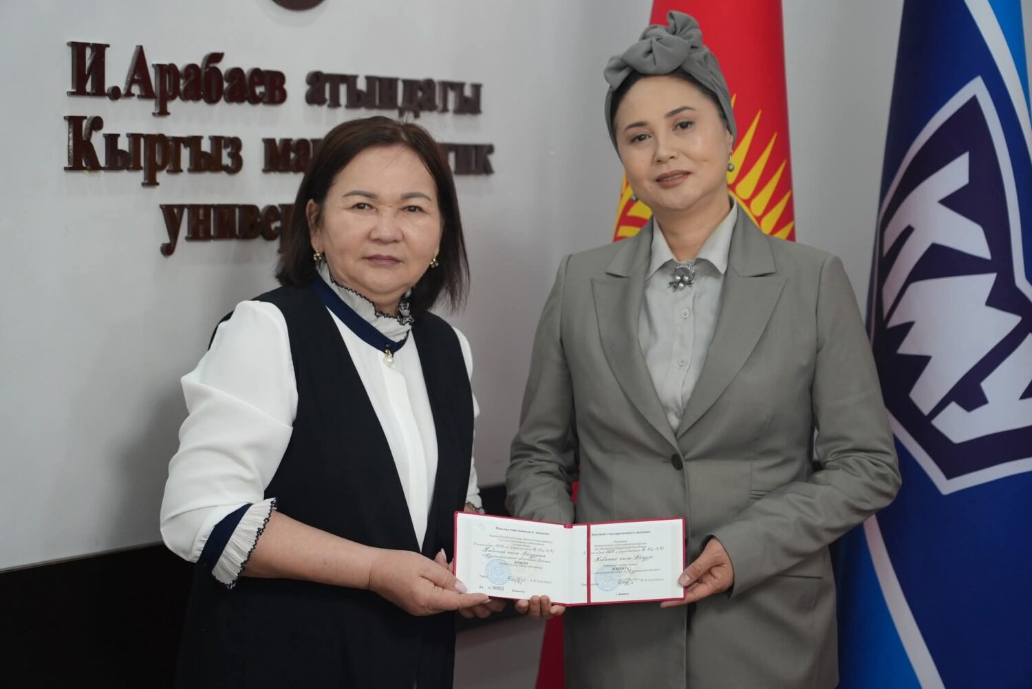 КМУнун бир катар окутуучуларына доценттик илимий наамы ыйгарылды