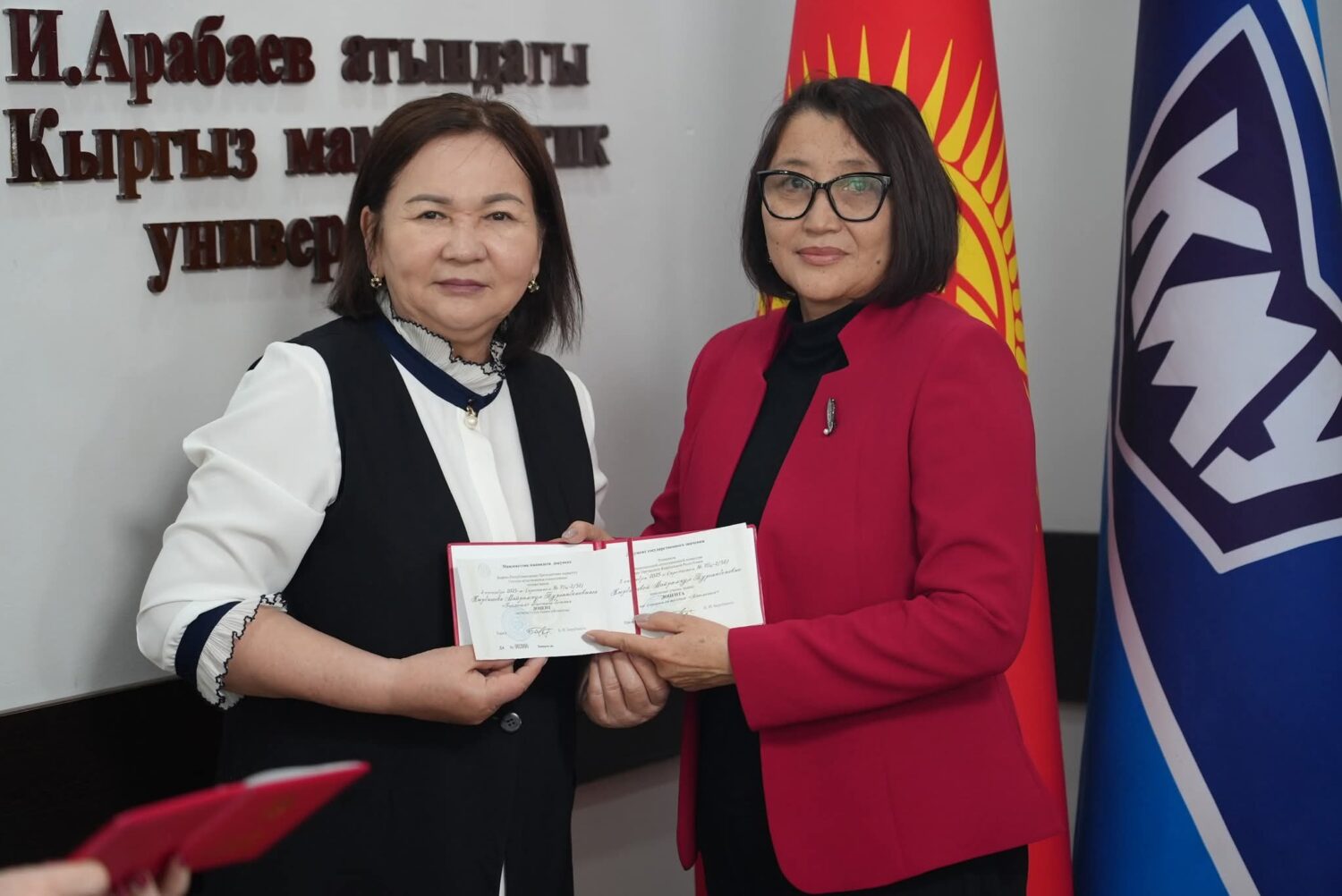 КМУнун бир катар окутуучуларына доценттик илимий наамы ыйгарылды