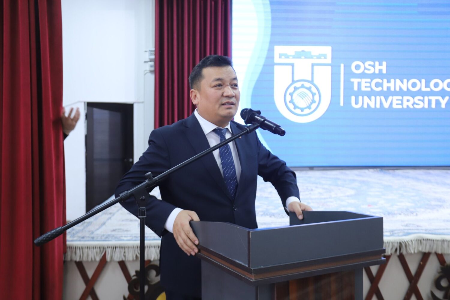 ОШТУДА “GOLDEN AUTUMN AMERICAN FEST” ӨТКӨРҮЛДҮ