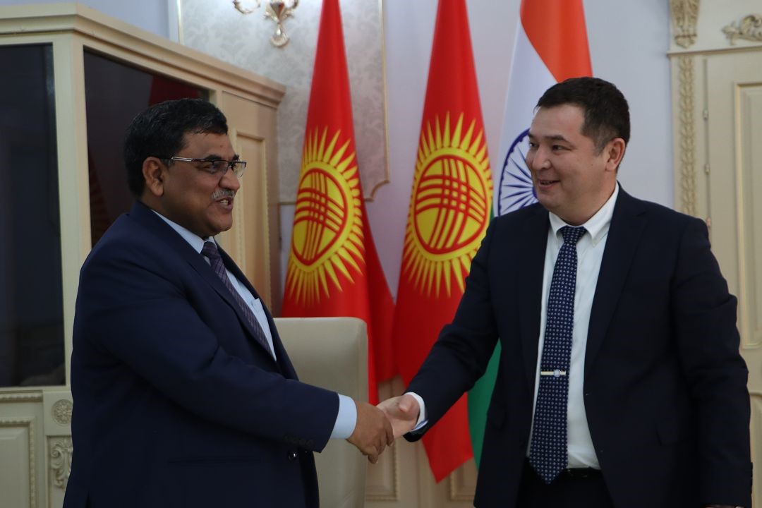 Партнерство Кыргызстана и Индии крепнет: подписан трехсторонний Меморандум о взаимопонимании