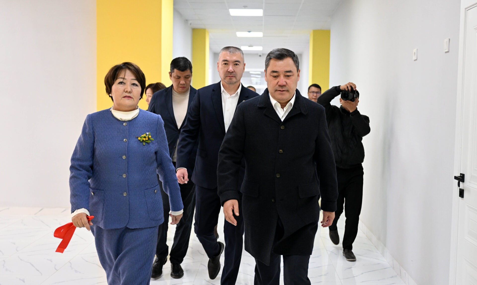 Садыр Жапаров: “Мамлекетибиздин башкы максаты – өлкөбүздүн бардык аймактарындагы балдарга сапаттуу билим берүүгө толук шарт түзүү"