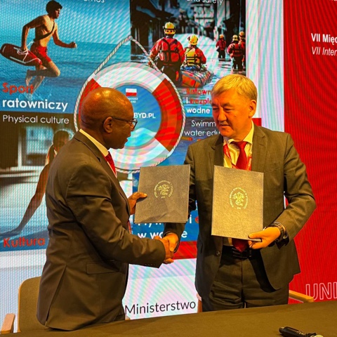 ОшМУ эки жаңы келишимге кол койду