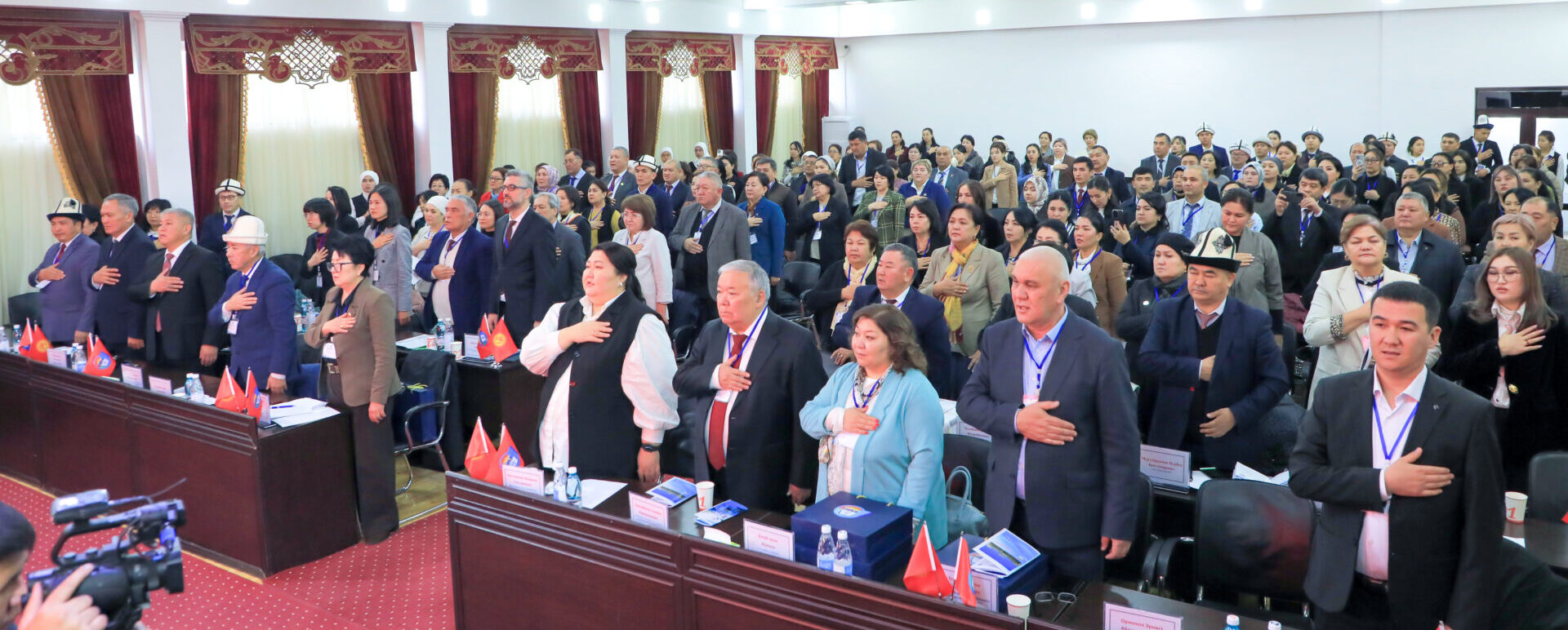 САНАРИП ӨЗГӨРҮҮЛӨР ЖАНА АДАМ КАПИТАЛЫ: КЕЛЕЧЕГИ ЖАНА ЗАМАН ЧАКЫРЫКТАРЫ