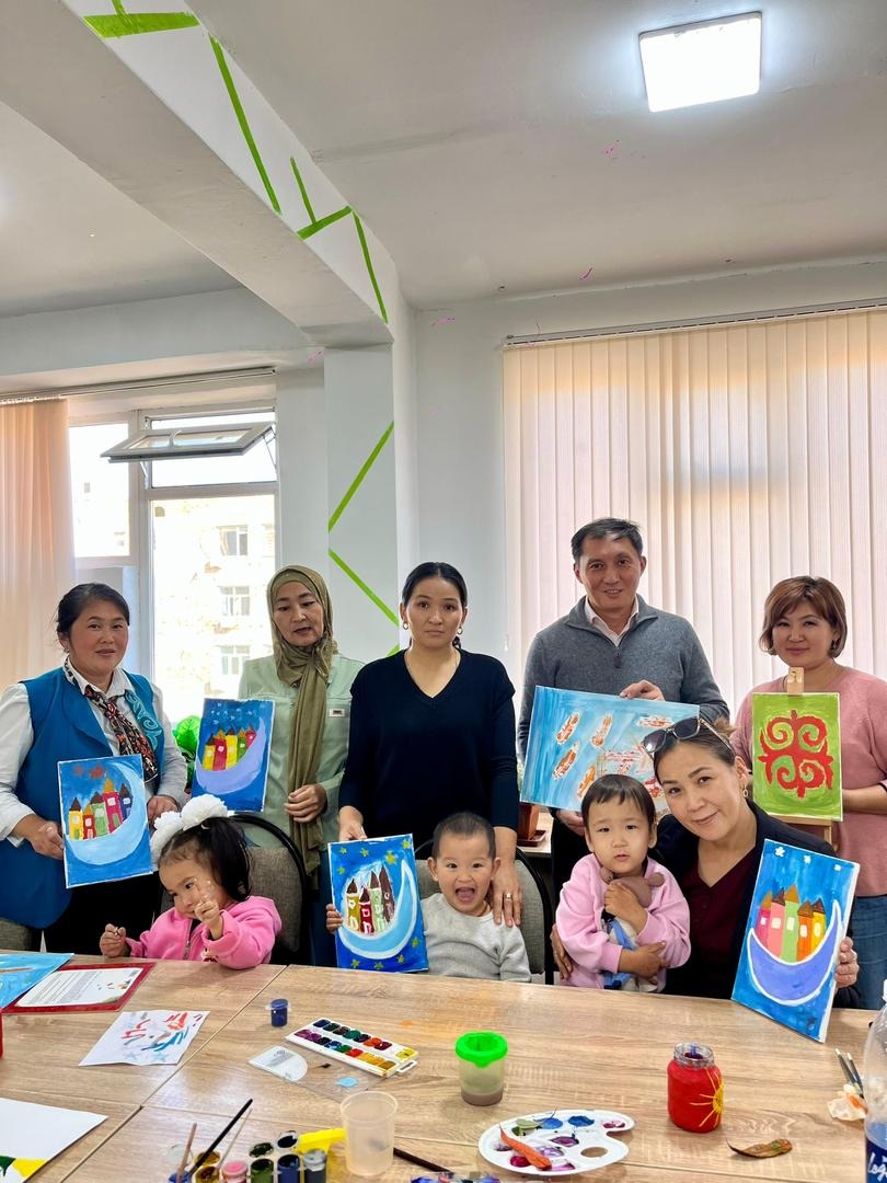 “АПАМ МЕНЕН БИРГЕ ТАРТКАН СҮРӨТҮМ”