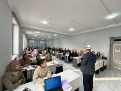 ОШ ТУНУН ОКУТУУЧУЛАРЫ АНДИЖАН ШААРЫНДА