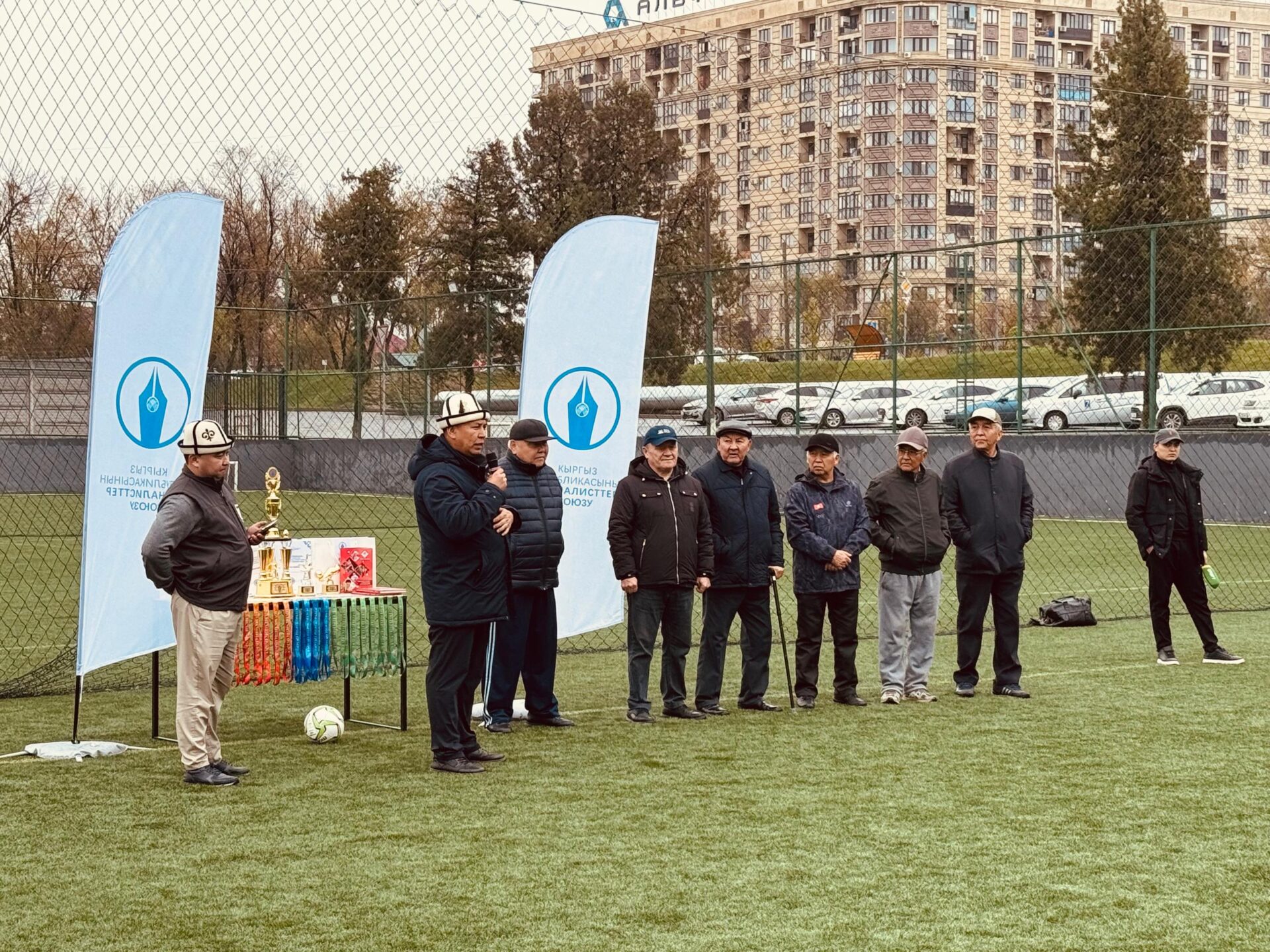 БАСМА СӨЗ КҮНҮНӨ АРНАЛГАН ФУТЗАЛ МЕЛДЕШИ